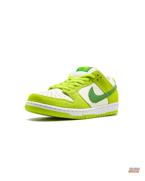 NK Suede Curved-Swoosh Skate Trainer