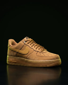 NK Suede Gum-Sole Court Trainer