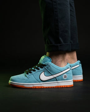 NK Suede Orange-Sole Skate Low