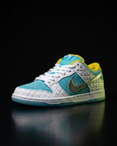 NK Suede Quilted Panel Skate Low White Teal Yellow