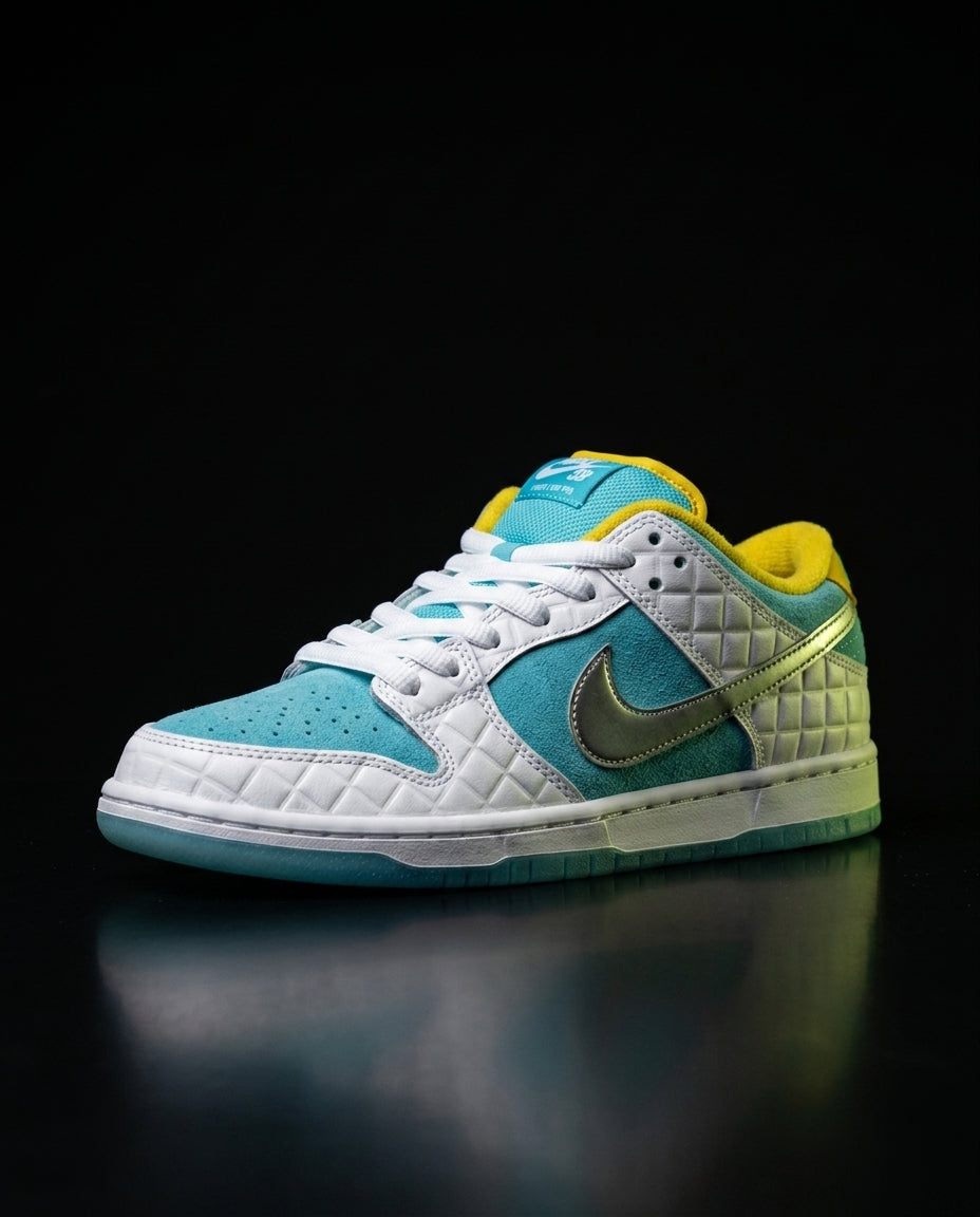 NK Suede Quilted Panel Skate Low