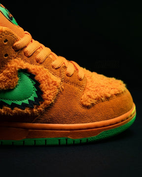NK Suede Shearling Overlay Skate Low Orange Green