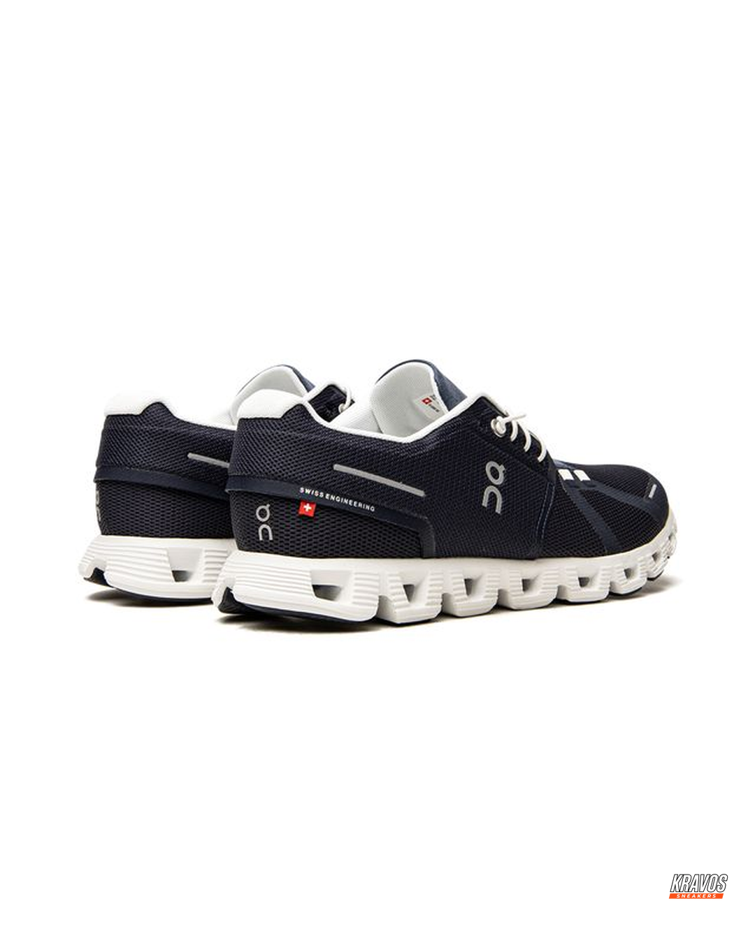 ON 5 Mesh CloudTec Running Trainer