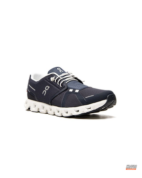 ON 5 Mesh CloudTec Running Trainer