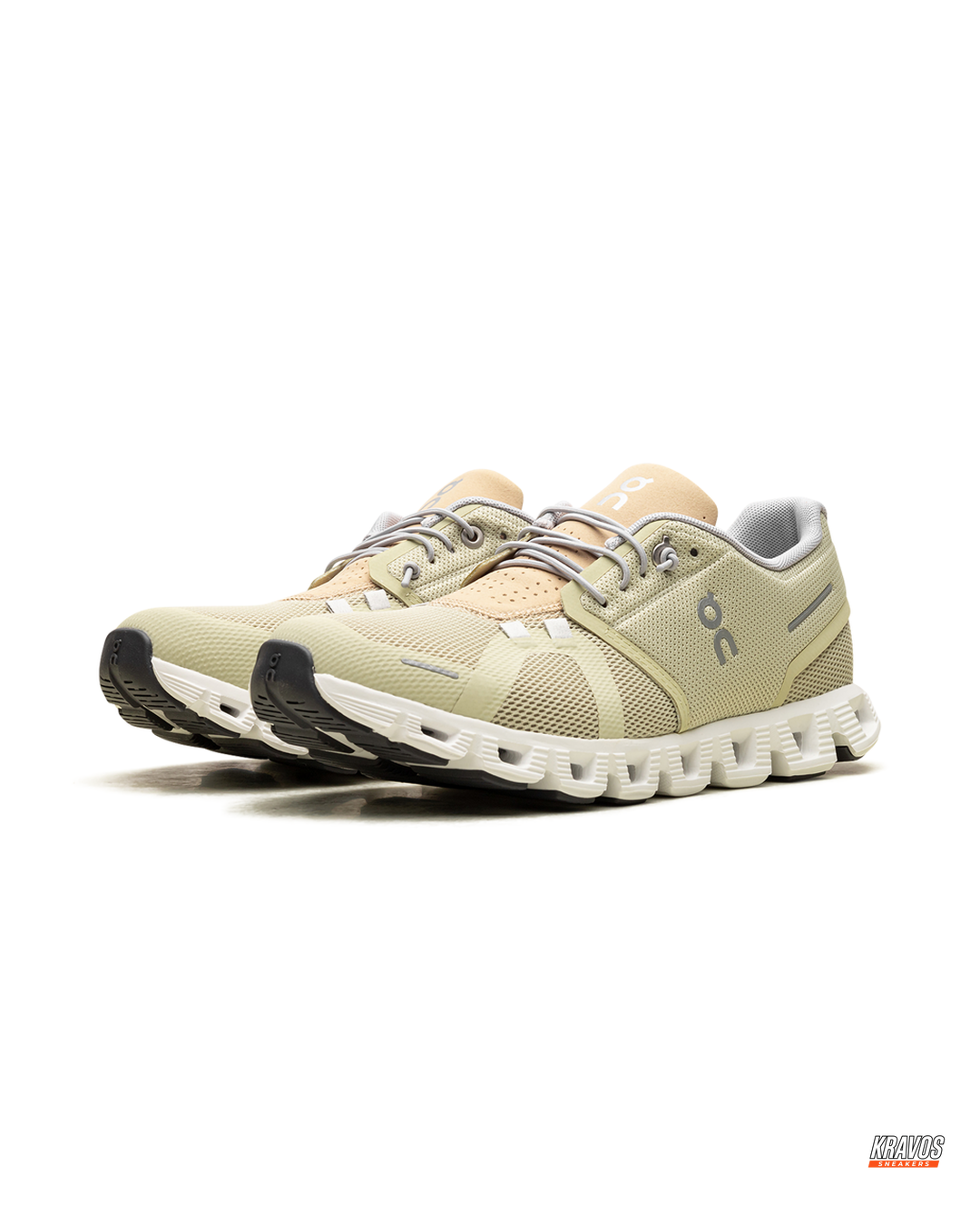 ON 5 Mesh CloudTec Running Trainer