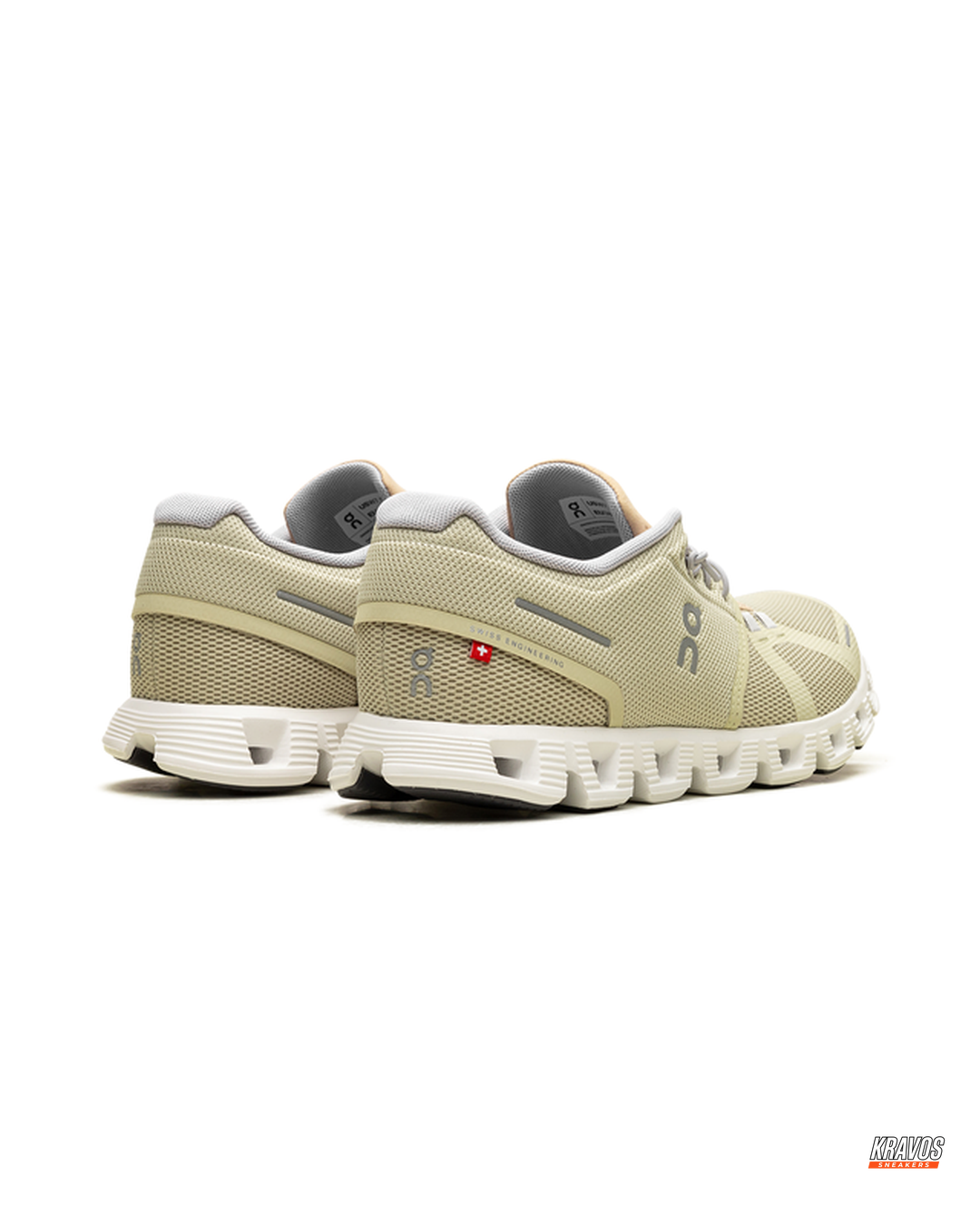 ON 5 Mesh CloudTec Running Trainer
