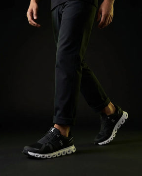 ON 6 Mesh Layered Running Trainer