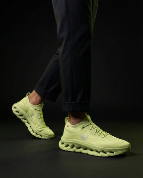 ON Knit Wave-Sole Running Trainer