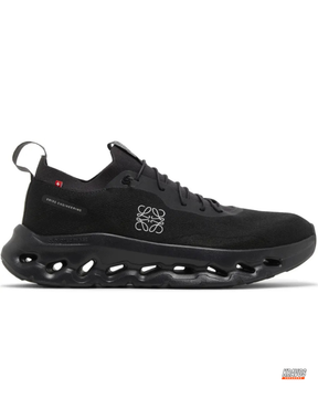 ON Knit Wave-Sole Running Trainer