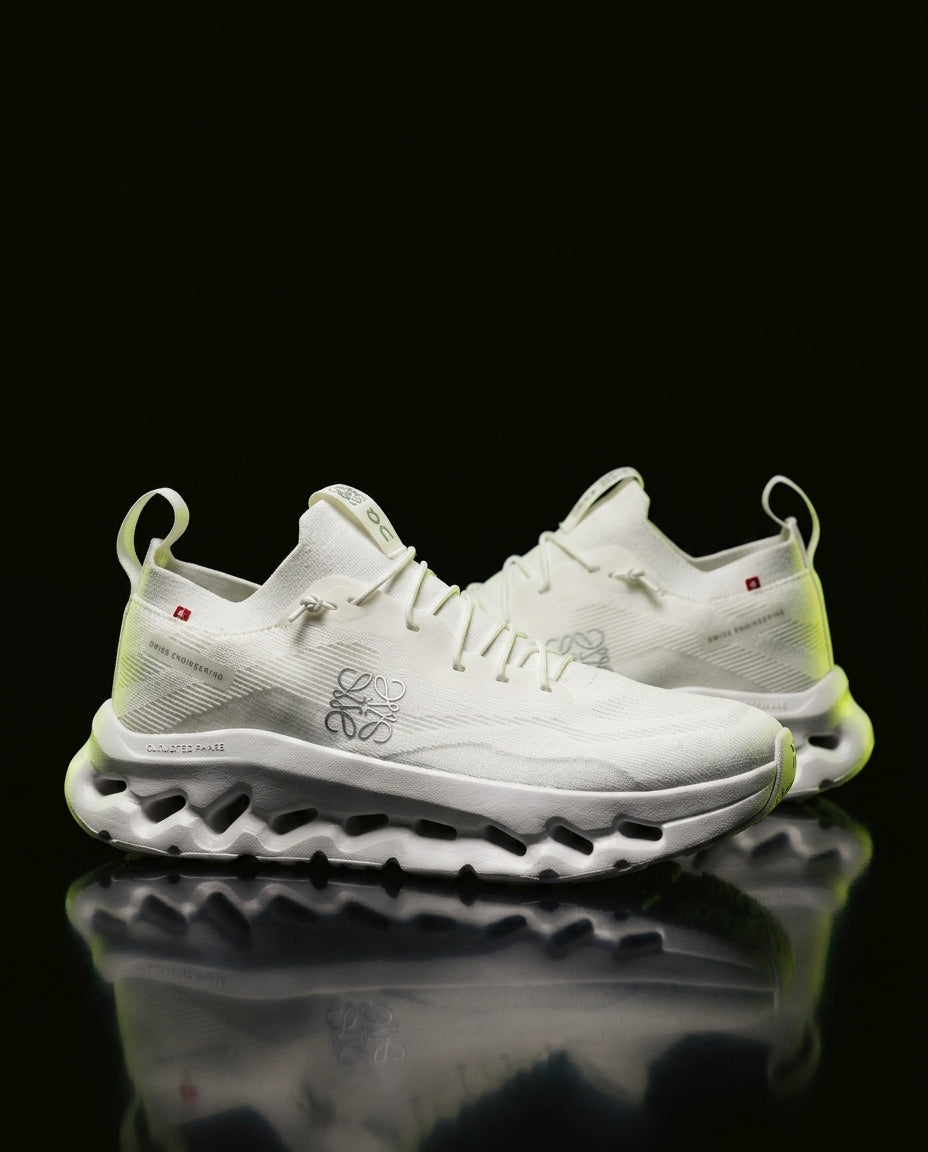ON Knit Wave-Sole Running Trainer White