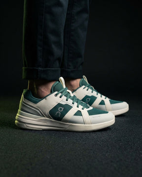 ON Leather Mesh Panelled Tennis Trainer