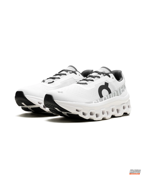 ON Mesh Cutout-Sole Running Trainer