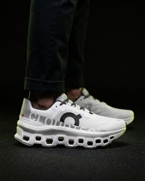 ON Mesh Cutout-Sole Running Trainer