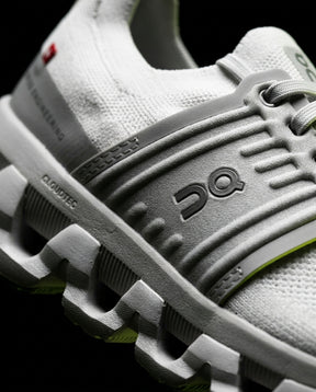 ON Mesh Layered Cloudtec Runner