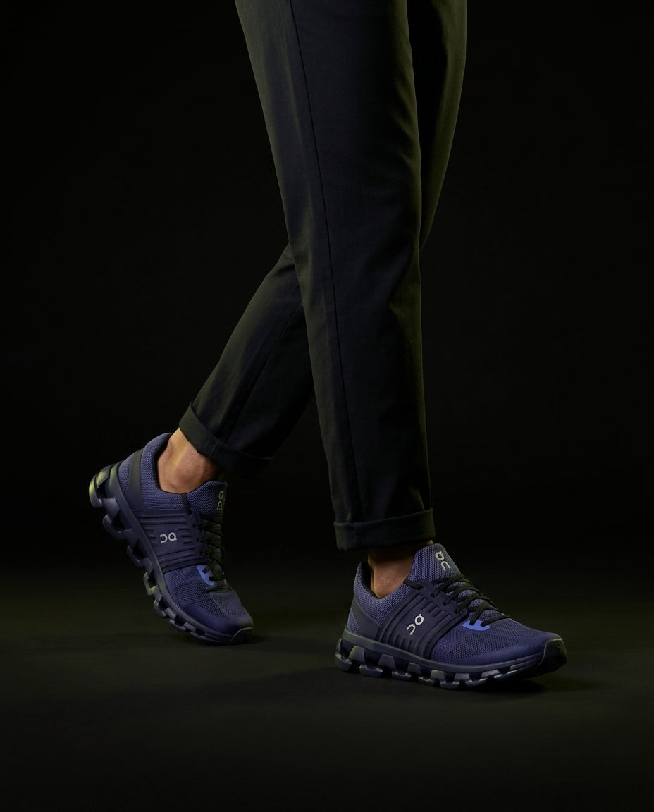 ON Mesh Layered Speedboard Running Trainer
