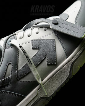 OW Leather Panelled Arrow Trainer Grey White