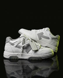 OW Leather Panelled Arrow Trainer White Grey