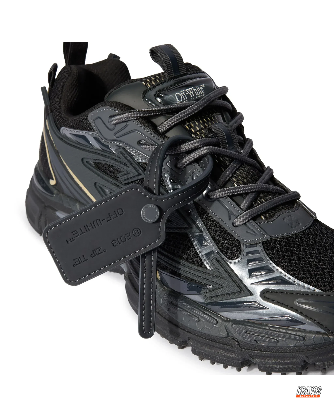 OW Mesh Layered Trail Runner