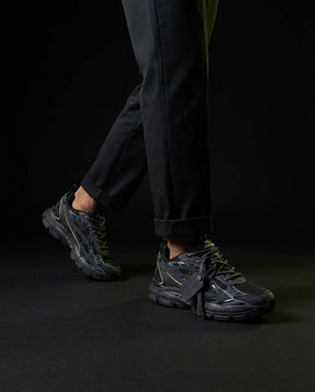 OW Mesh Layered Trail Runner