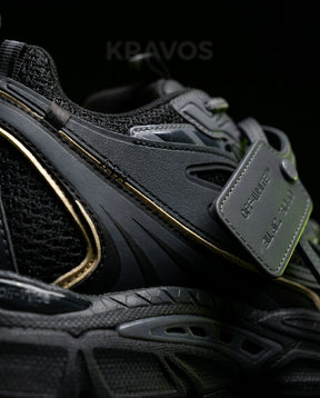 OW Mesh Layered Trail Runner