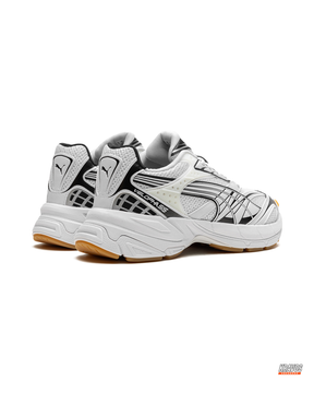 PM Mesh Gum-Sole Chunky Runner