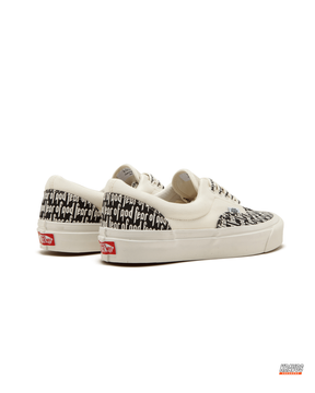 VNS Canvas Printed Text Skate Low