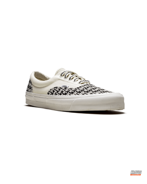 VNS Canvas Printed Text Skate Low