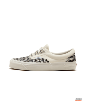 VNS Canvas Printed Text Skate Low