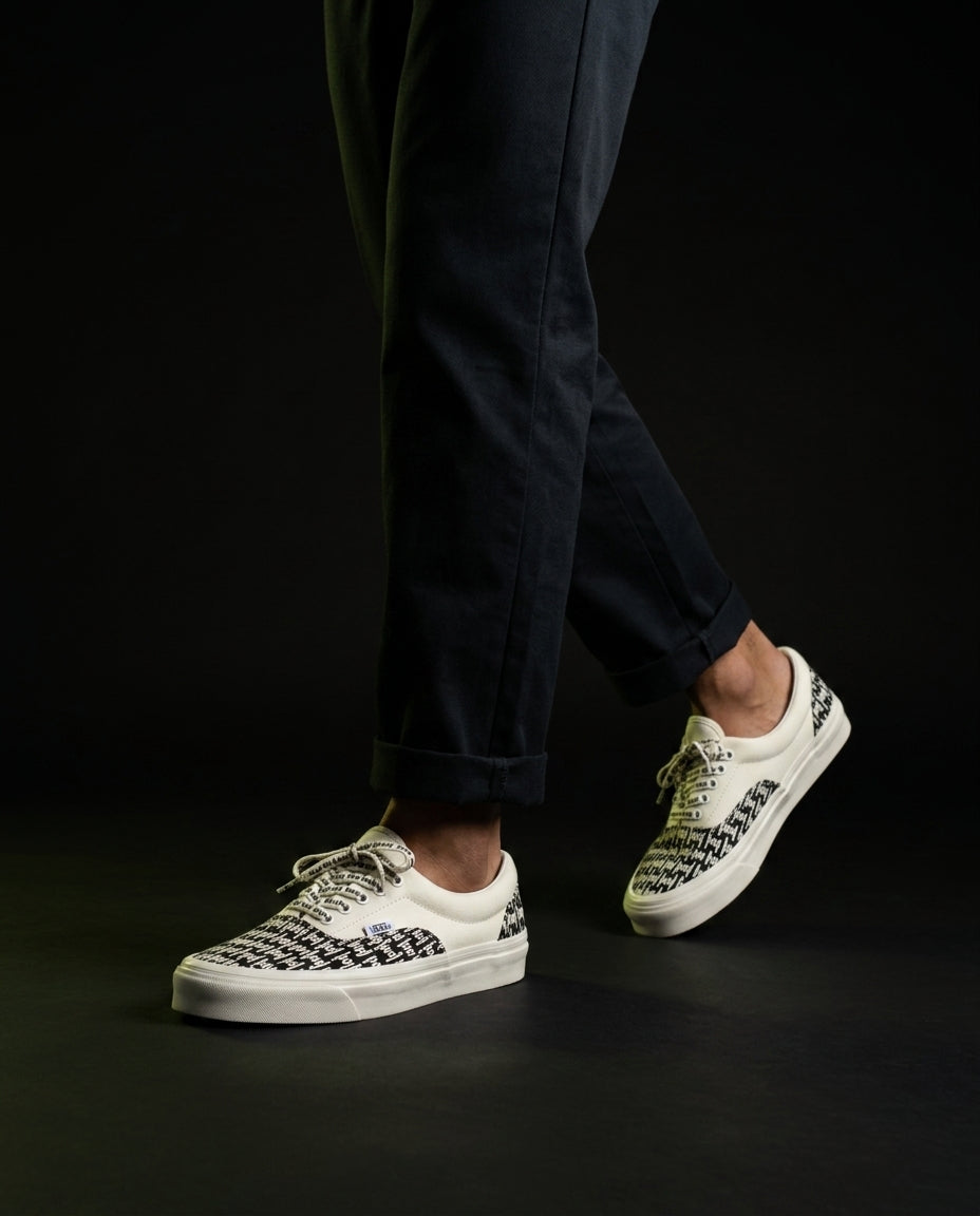 VNS Canvas Printed Text Skate Low