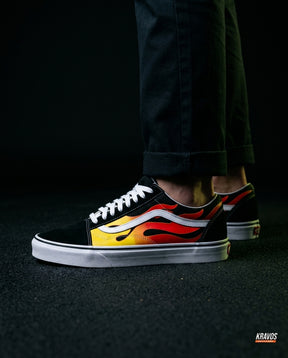 VNS Canvas Suede Vulcanised Skate Low Black Flame