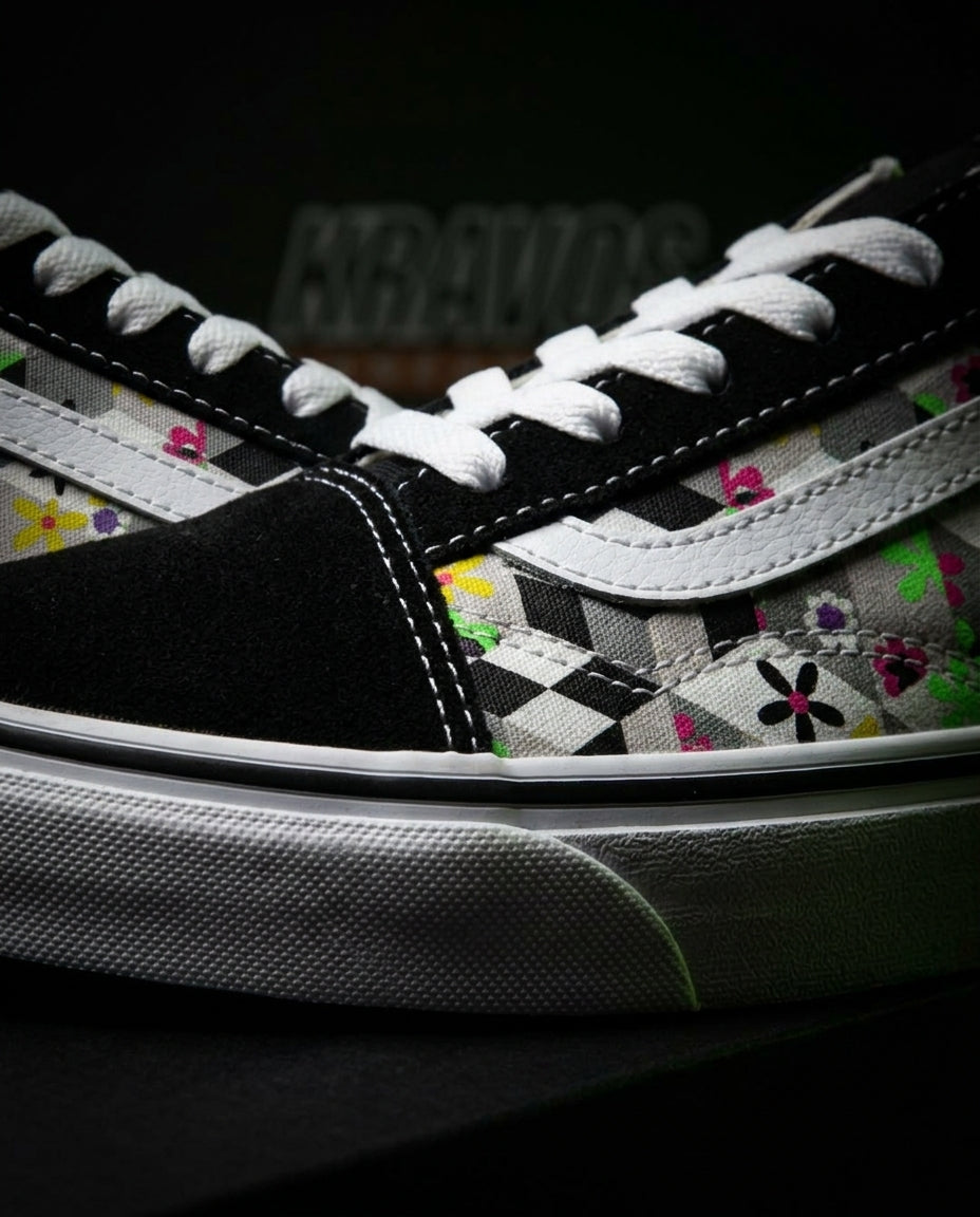 VNS Canvas Suede Vulcanised Skate Low Black White Multicolor