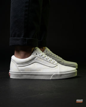 VNS Canvas Suede Vulcanised Skate Low Triple White