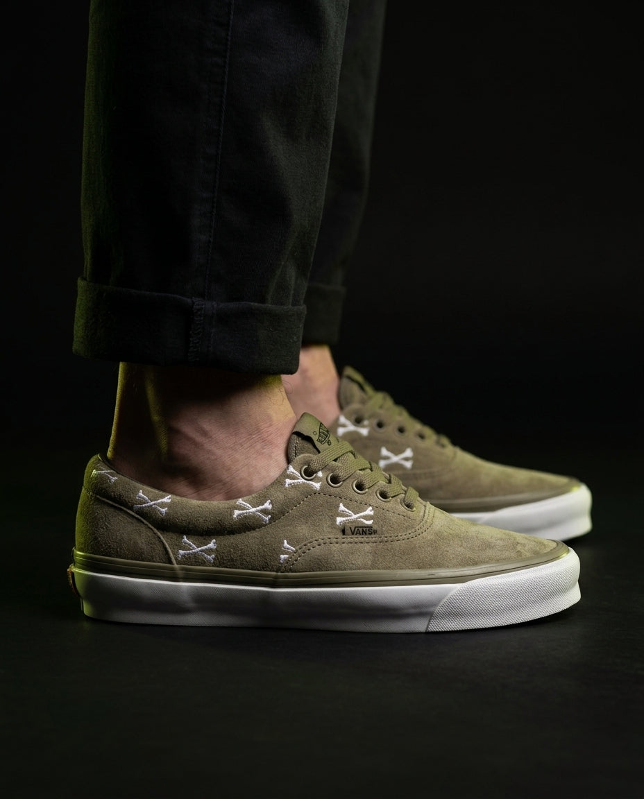 VNS Suede Crossbone Skate Low