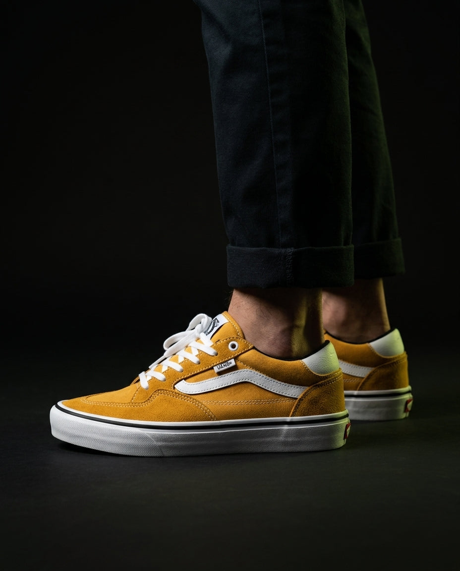 VNS Suede Ribbed-Toe Skate Trainer