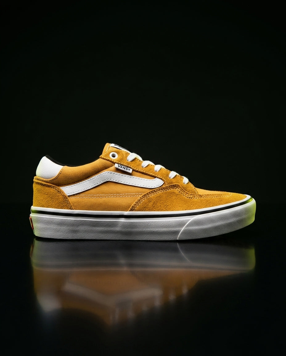 VNS Suede Ribbed-Toe Skate Trainer